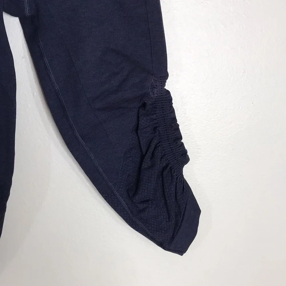 Lululemon ladies flow and go crop leggings size 4 athletic gym workout